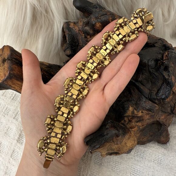 Vintage Kramer of NY Wide Runway Bracelet Green Blue Rhinestone Cluster Gorgeous - Picture 8 of 13